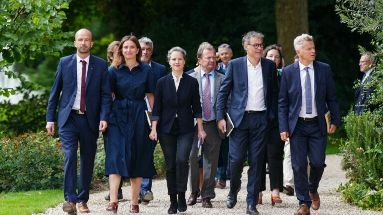 The New Popular Front will only return to the Elysée to discuss a government led by Lucie Castets