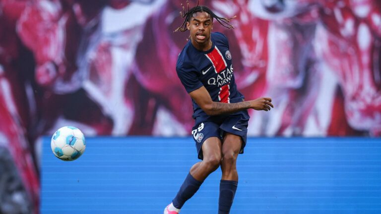 The Parisians, orphaned by Kylian Mbappé, launch their season against HAC… Follow the Ligue 1 match