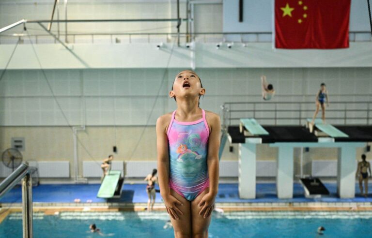 To win Olympic gold medals, China cultivates its budding divers