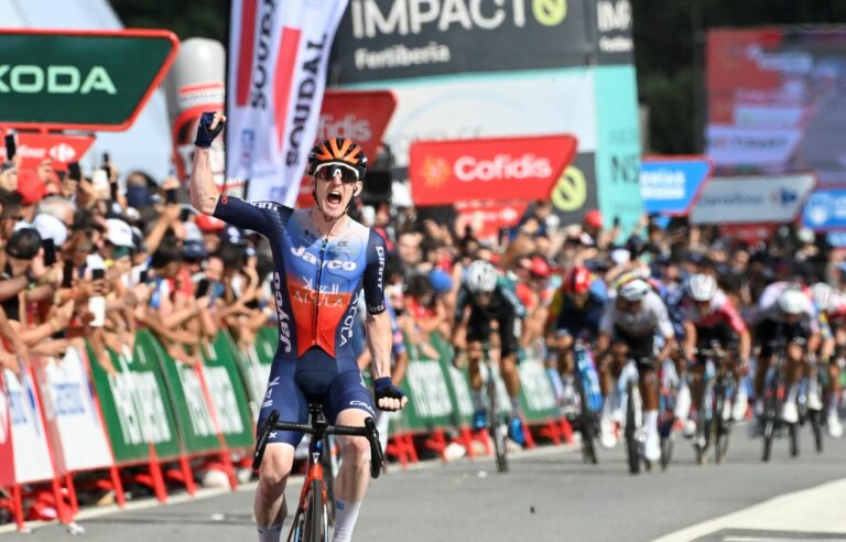 Tour of Spain: Irishman Dunbar wins stage 11, O’Connor loses ground