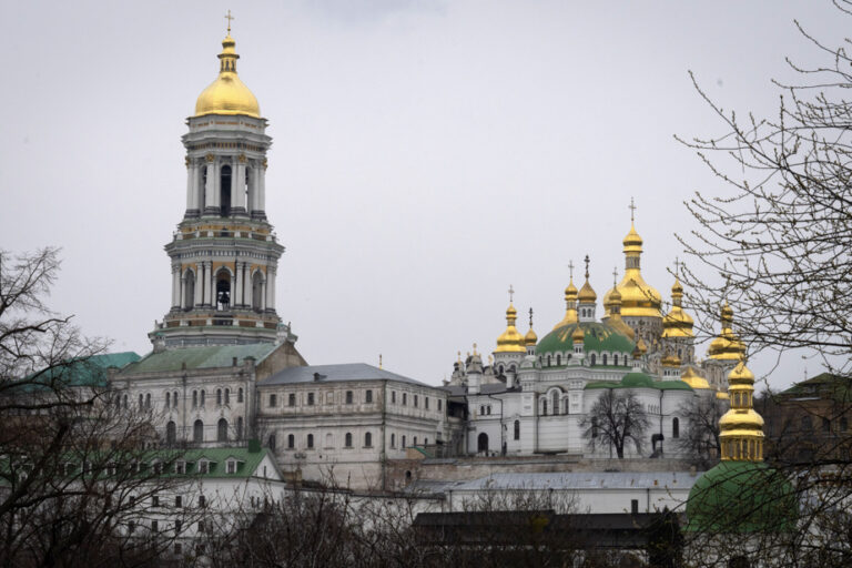 Ukraine passes law banning Russian-linked Orthodox Church