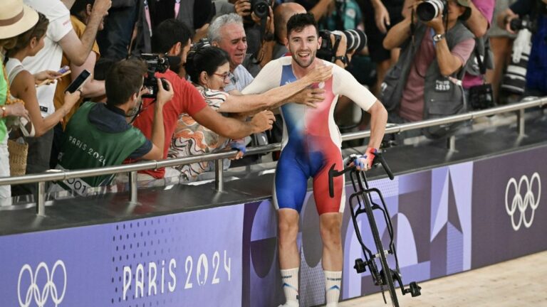 VIDEO. Despite a fall 25 laps from the finish, French cyclist Benjamin Thomas wins gold in the omnium final