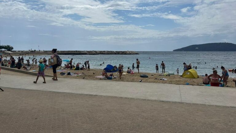 Weather spoils commemorations of the landing in Provence and leaves some disappointed