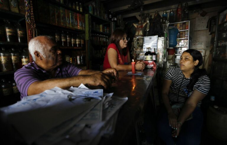 Widespread power outages in Venezuela cause a sense of déjà vu