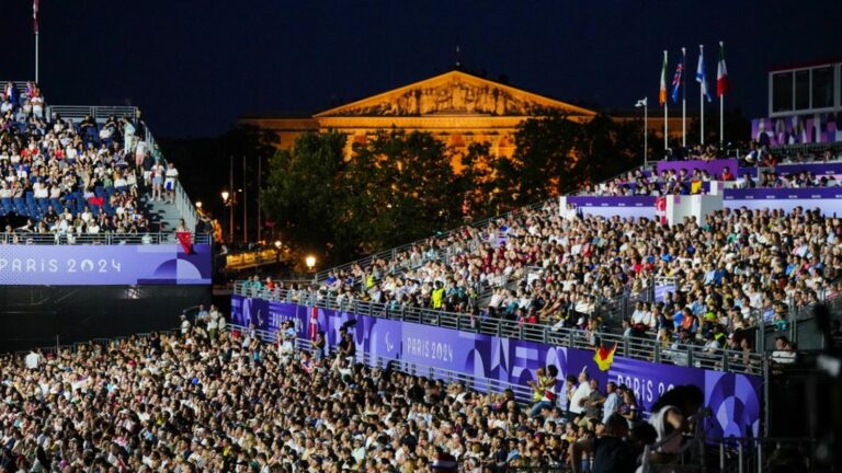 the emotion of the spectators who attended the opening ceremony of the Paralympic Games