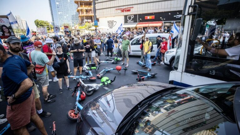 Tel Aviv court cuts ‘general strike’ to demand hostage deal