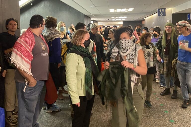 Accused of criminal harassment against Marc Miller | Support for Palestinian Samar Elkahlout at the Montreal courthouse