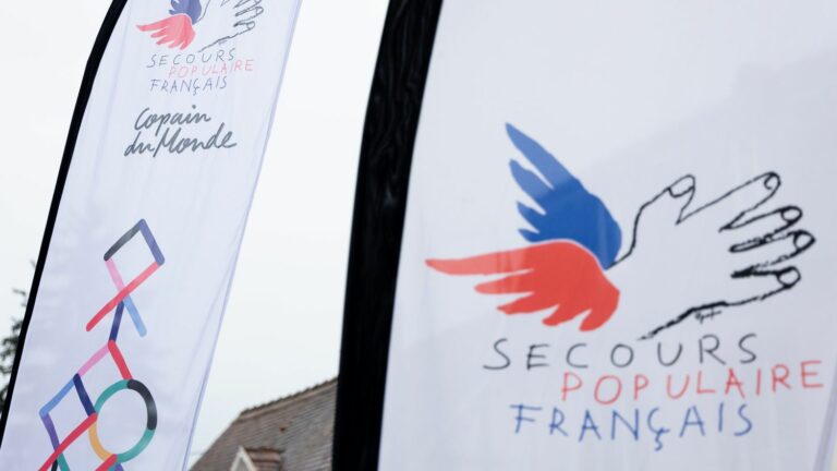 Beneficiaries of Secours Populaire at their wit’s end