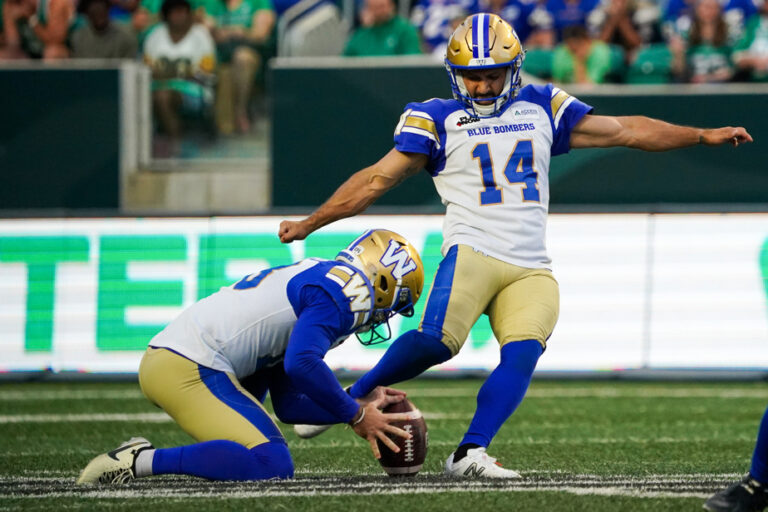 Blue Bombers 35 – Roughriders 33 | A victory that allows them to climb to first place in the Western division