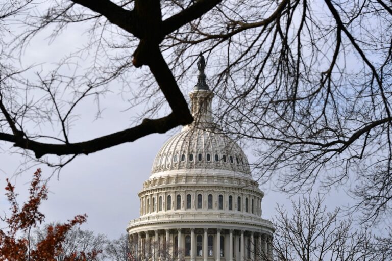 Budget | US lawmakers reach deal to avoid federal shutdown