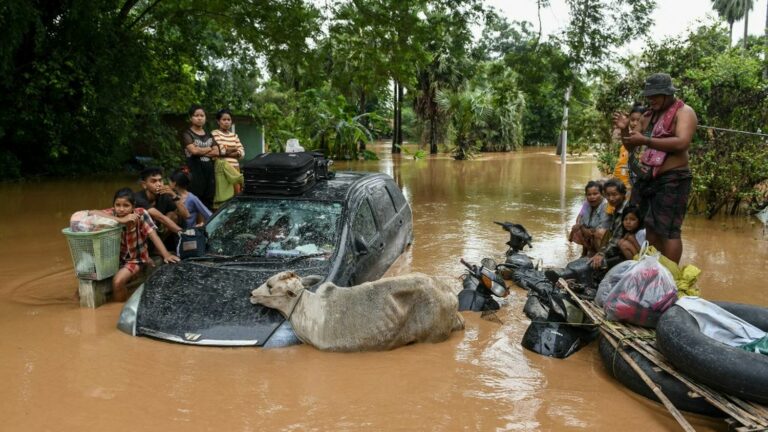 Burma flood death toll rises to 113, 64 missing