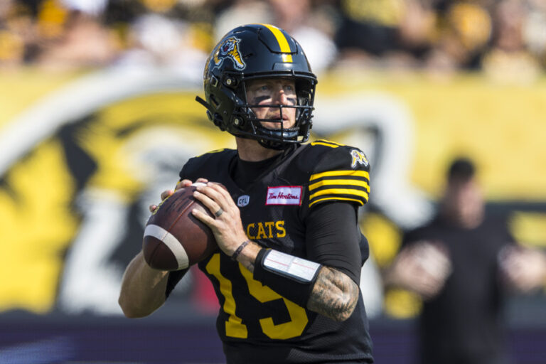 CFL | Tiger-Cats beat Red and Black 37-21