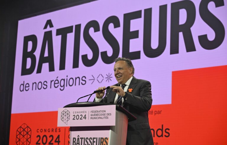 “Calculated risks” pave the way for an “industrial revolution” in the regions, according to François Legault