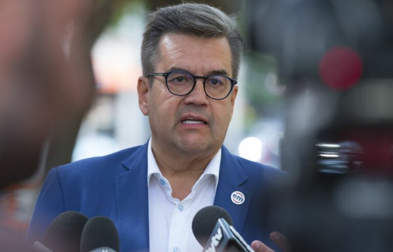 Coderre’s troubles with Revenu Québec should disqualify him from the race for the leadership of the Quebec Liberal Party, believes MP Désirée McGraw