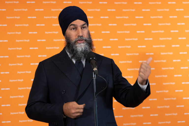 Conflict at Air Canada | Jagmeet Singh defines the line that should not be crossed