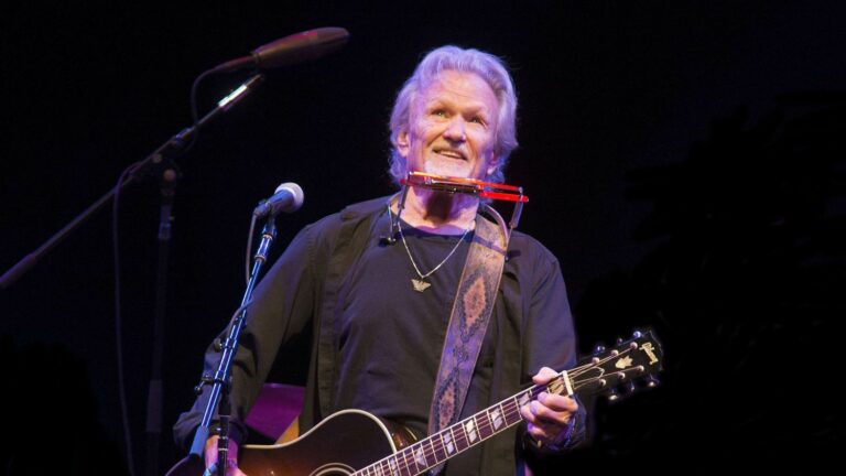 Country star and actor Kris Kristofferson dies at 88