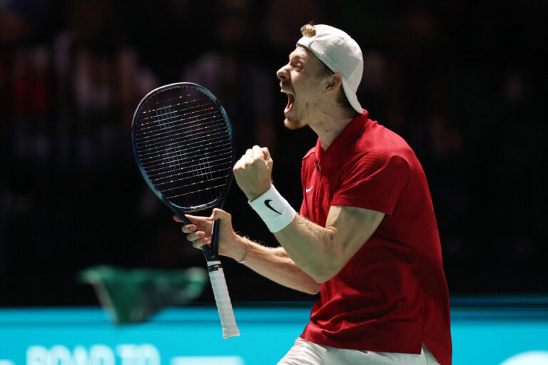 Davis Cup | Canada qualifies for the quarters thanks to Shapovalov and Auger-Aliassime