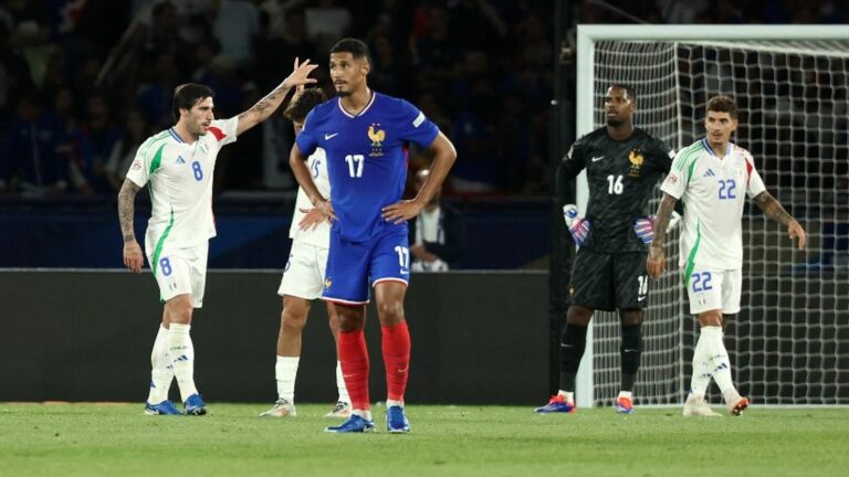 Defense overwhelmed, team reshuffled… Why the French team took a slap against Italy