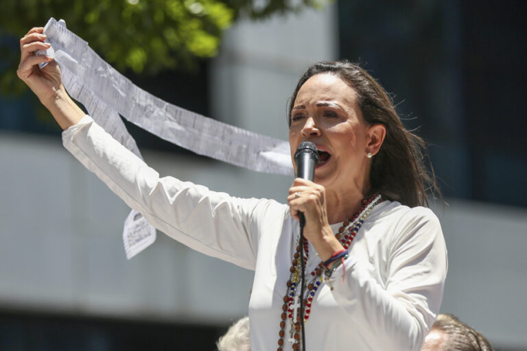 Exiled opponent | Maria Corina Machado remains in Venezuela to “accompany the struggle”