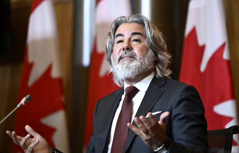 Federal Transport Minister Pablo Rodriguez to run for Quebec Liberal Party leadership