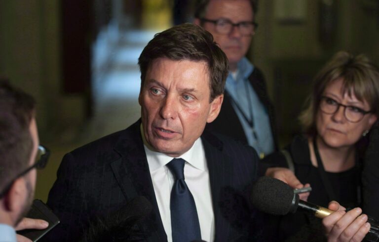 Former Liberal minister and lawyer Pierre Moreau appointed as independent senator