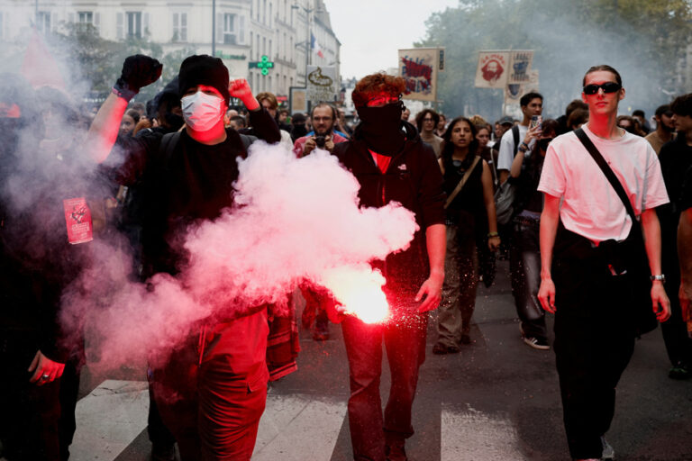 France | Barely appointed, PM Michel Barnier is attacked by the left and the far right