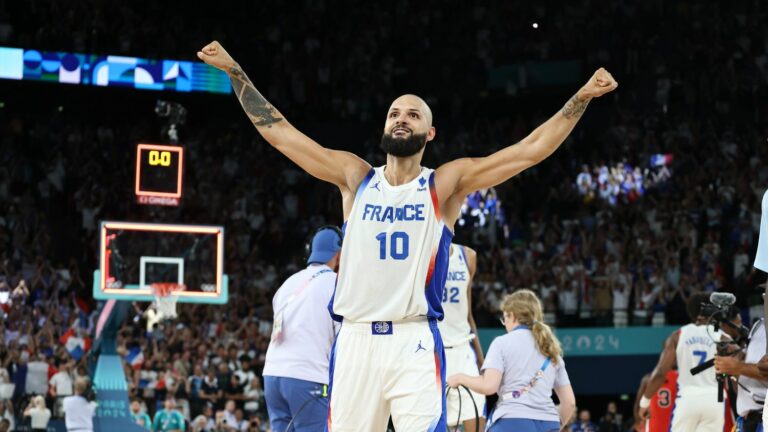 Frenchman Evan Fournier will make his return to Europe, to Olympiakos, twelve years after his arrival in the NBA