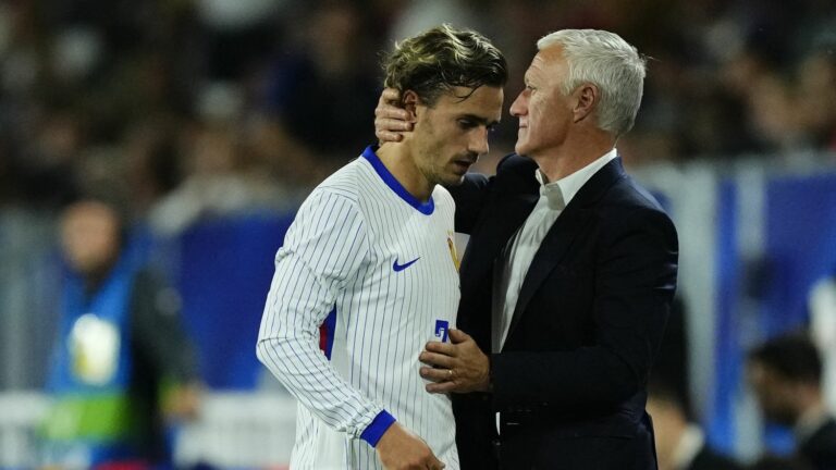 “From the bottom of my heart, thank you for everything, my Grizou”, reacts Didier Deschamps after the international retirement of Antoine Griezmann