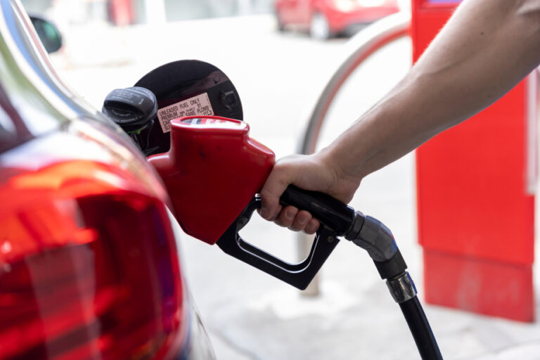 Gasoline prices in Canada | Down more than 10 cents since August