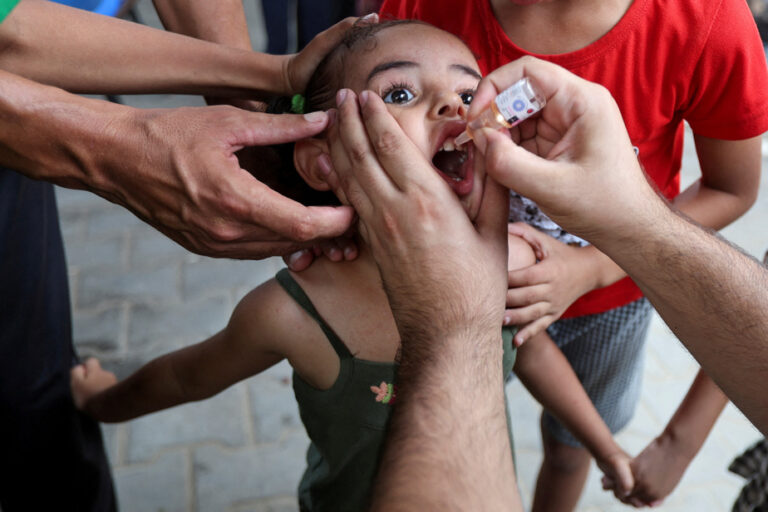 Gaza Strip | Official launch of polio vaccination campaign