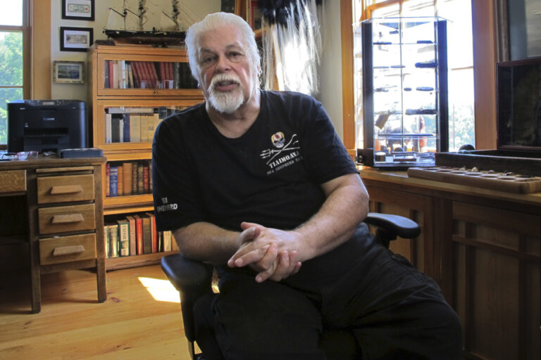 Greenland | Detention of whale conservationist Paul Watson extended by 28 days