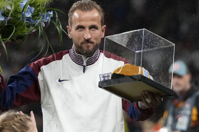 Harry Kane receives gold cap for 100th cap