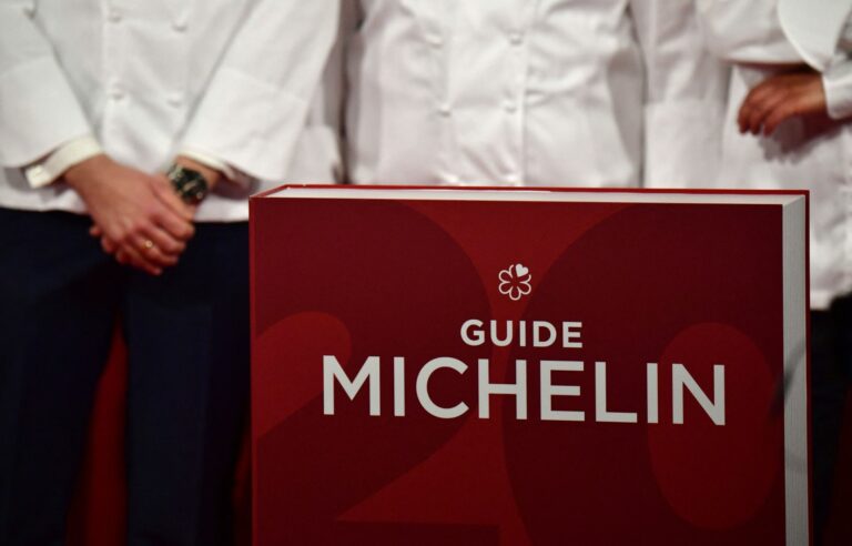 How has the Michelin Guide been received in Quebec?