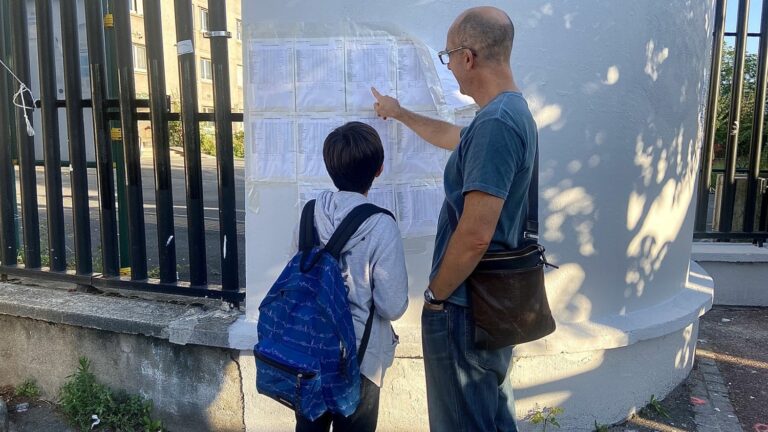 In a middle school in Seine-Saint-Denis, fears about unreplaced absences are apparent from the start of the school year