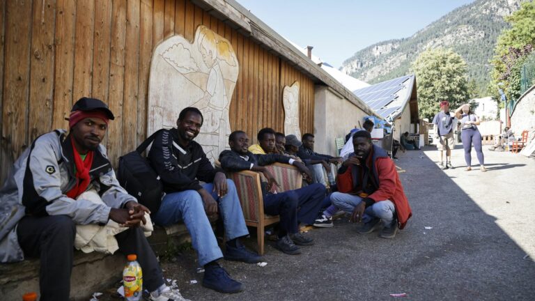 Is immigration, legal and illegal, breaking “records” in France?