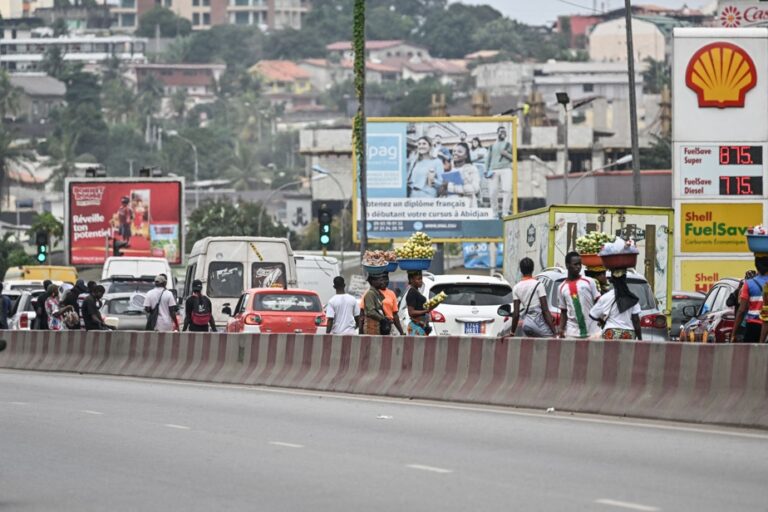 Ivory Coast | At least 13 dead after collision between bus and tanker truck