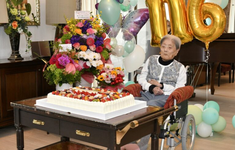 Japan sets new record for human longevity