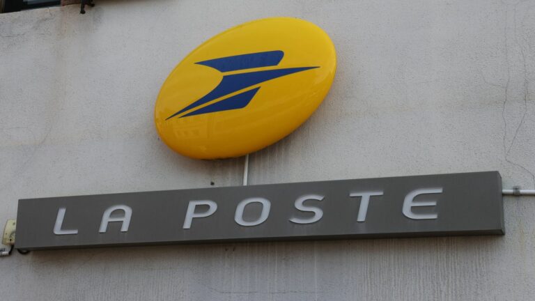 La Poste will soon deliver parcels by boat in Île-de-France