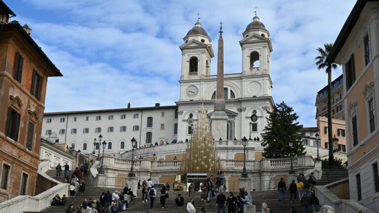 Laxity, opacity, small arrangements… The Court of Auditors criticizes the management of French religious places in Rome