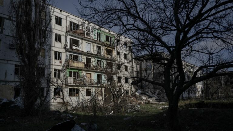 “Massive” Russian strikes on Zaporizhzhia leave one dead, six injured