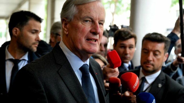 Michel Barnier goes to Savoie for the political return of the Republicans