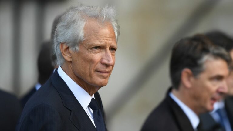 Michel Barnier will have to “seek his legitimacy with his hands”, analyses Dominique de Villepin