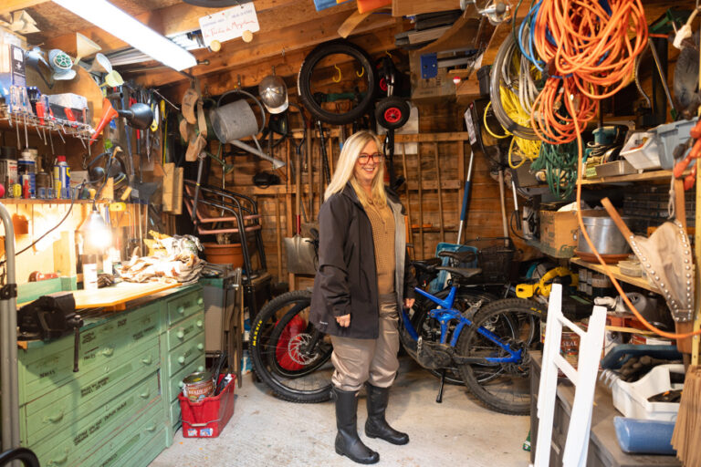 My favorite room | A cabin with the smells of yesteryear’s summer