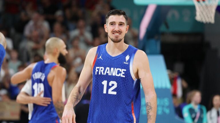 Nando de Colo announces his international retirement after more than 16 years in the French team