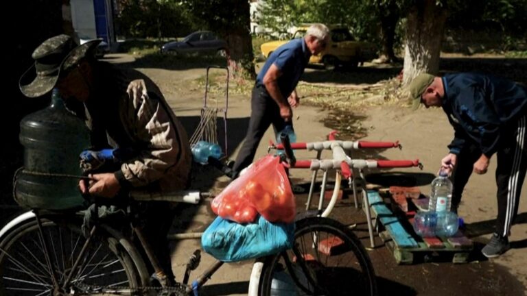 Near the front line, Pokrovsk residents live in extreme conditions