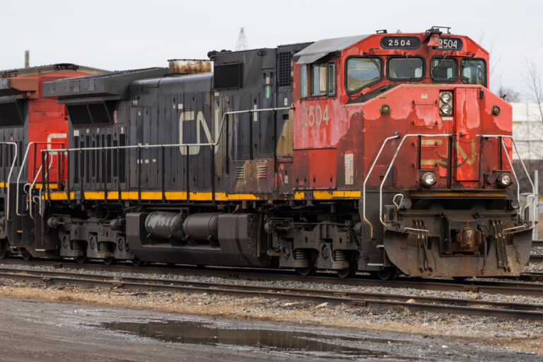 Negotiations begin between CN and 3,600 rail workers