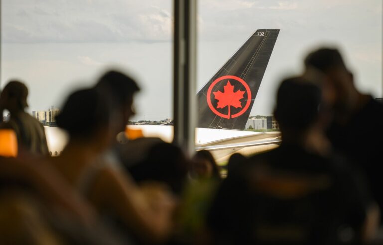 Negotiations between Air Canada and its pilots break down