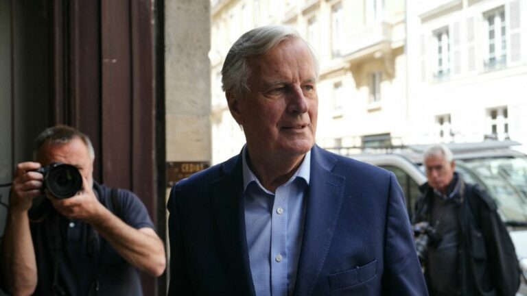 Negotiations continue, Emmanuel Macron explores the Michel Barnier track