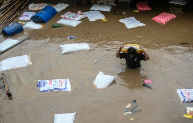 Nepal: at least 59 dead and 44 missing in floods