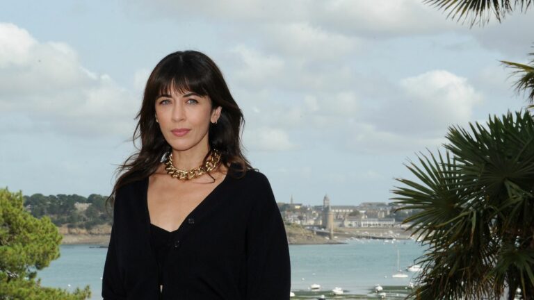 Nolwenn Leroy is the heroine of a police mini-series on TF1